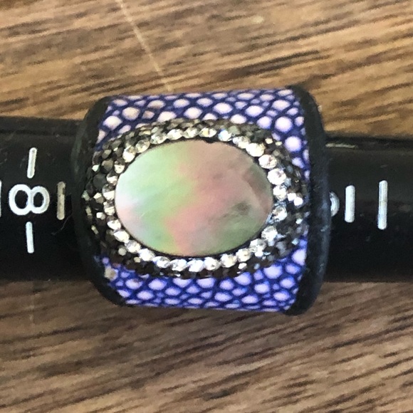 Abalone leather ring - Picture 6 of 6
